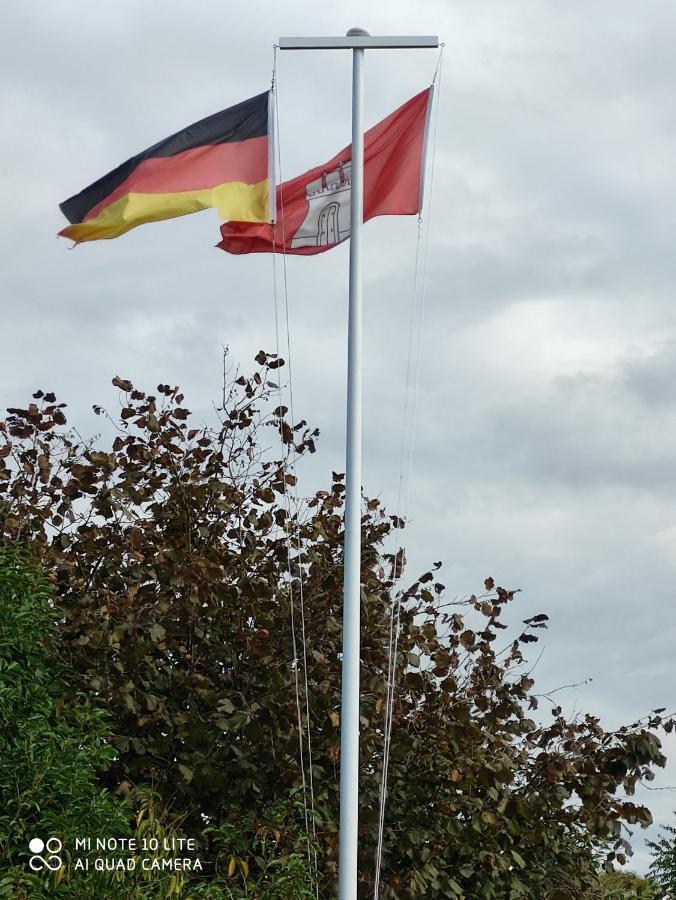 Hamburg-Rahlstedt, Klein Aber Sehr Fein, Ils-Nah Appartement Buitenkant foto